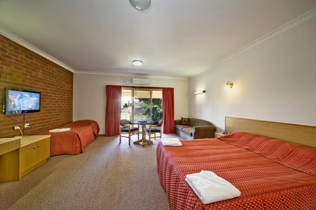 Paradise Lakes Motel Shepparton Oda fotoğraf